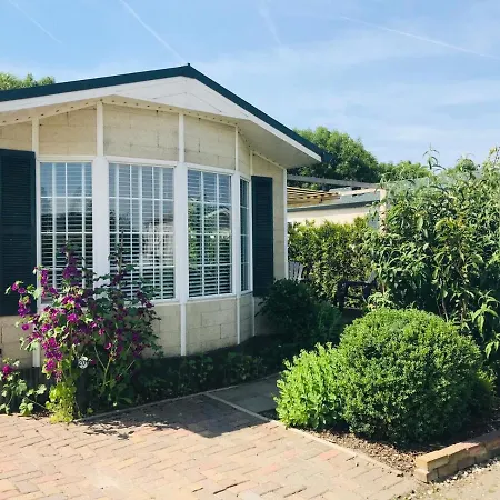 Chalet Hensbroek Chalet *