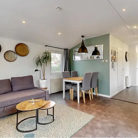 Chalet Hensbroek Alpstuga